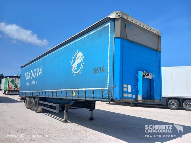 Schmitz Cargobull Curtainsider Coil 