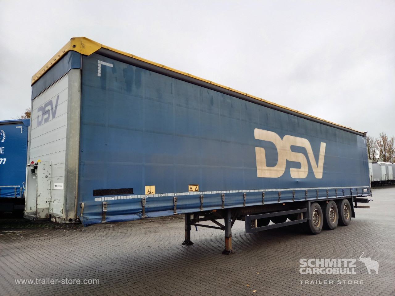 Schmitz Cargobull Curtainsider Standard 