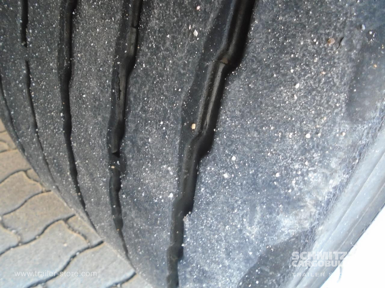 Schmitz Cargobull Curtainsider Mega 