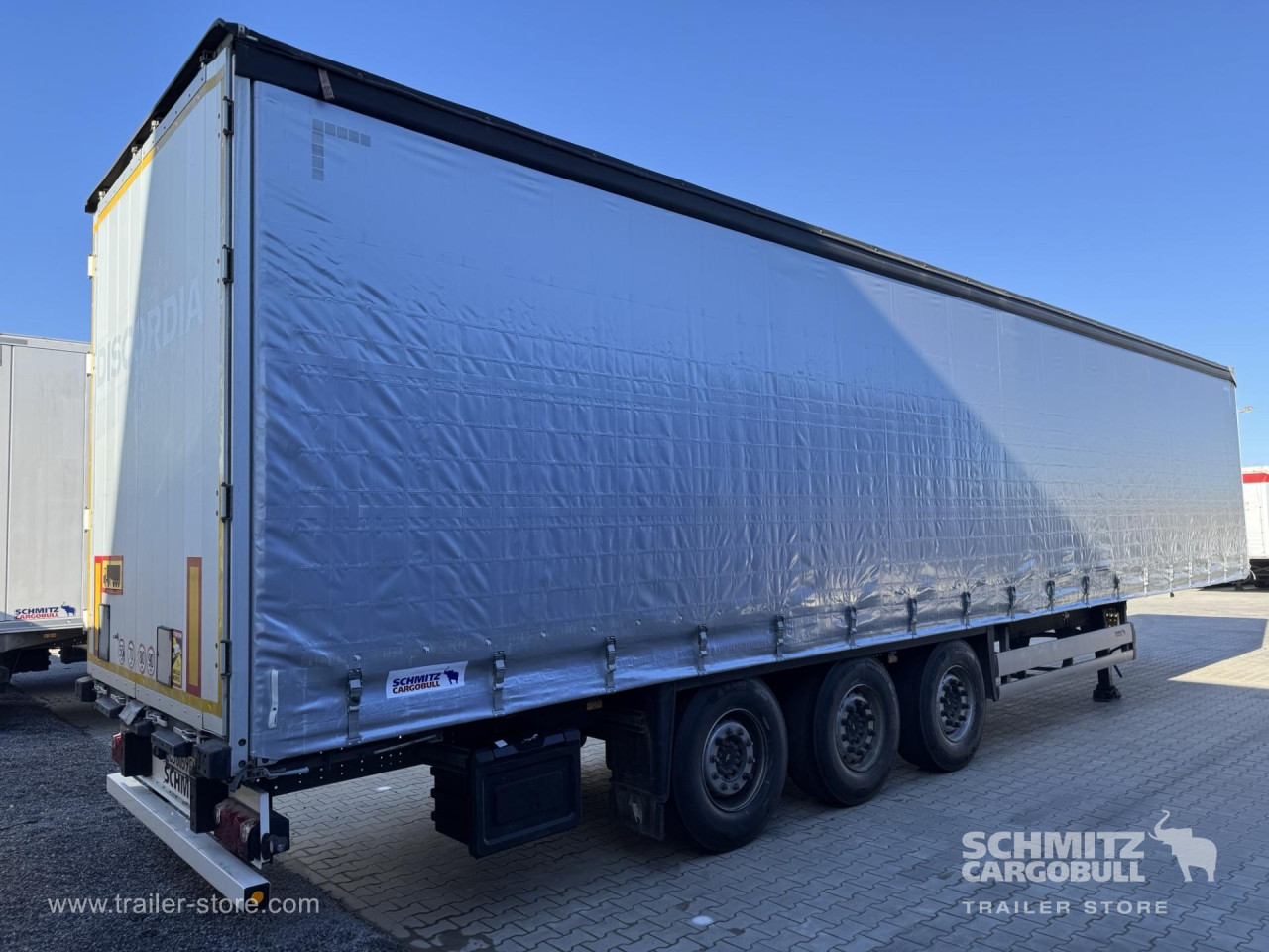 Schmitz Cargobull Curtainsider Standard 