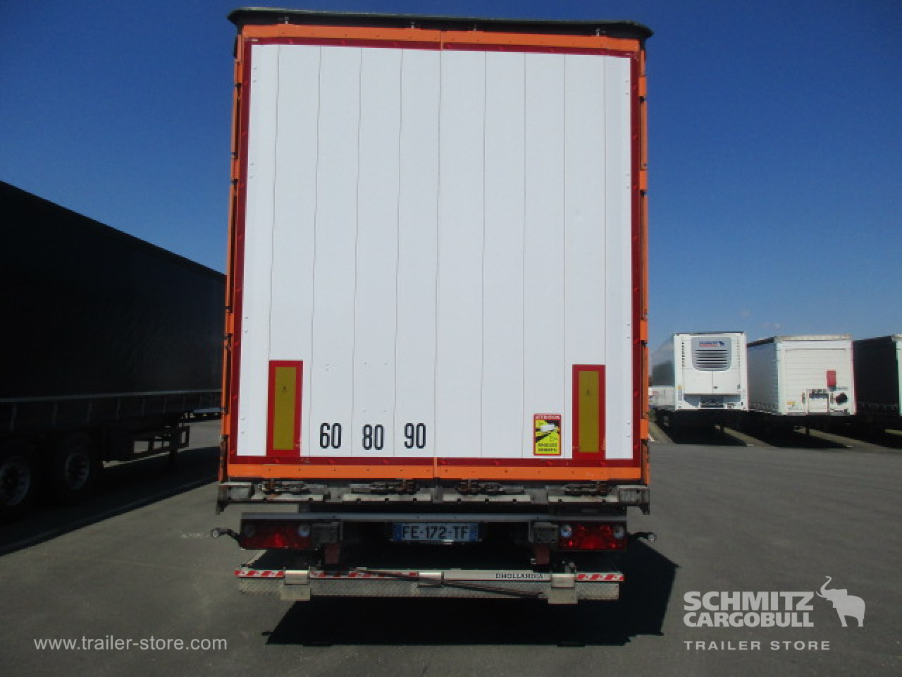 Schmitz Cargobull Semitrailer Curtainsider Standard Hayon 