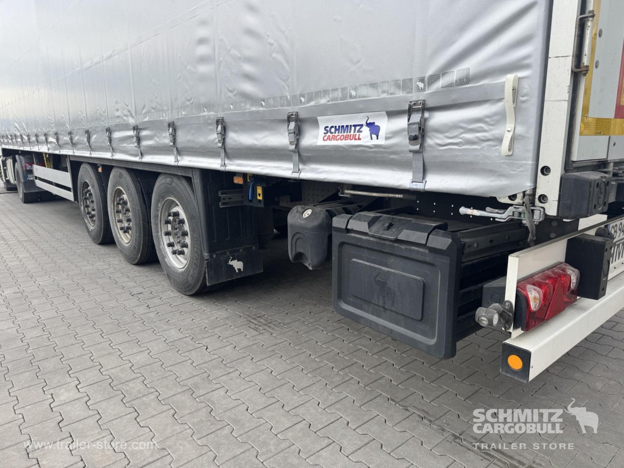 Schmitz Cargobull Curtainsider Standard 