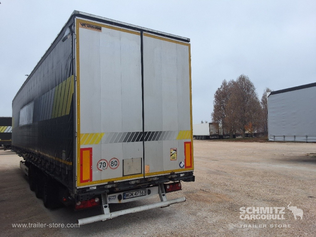 WIELTON Curtainsider Mega 