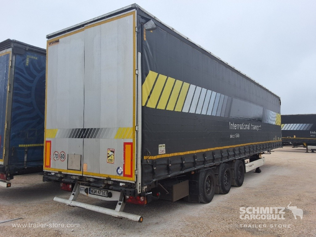 WIELTON Curtainsider Mega 