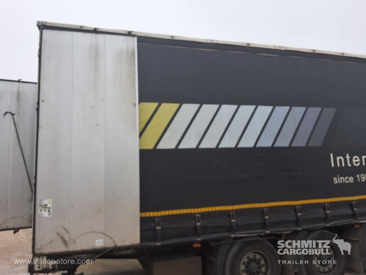 WIELTON Curtainsider Mega 