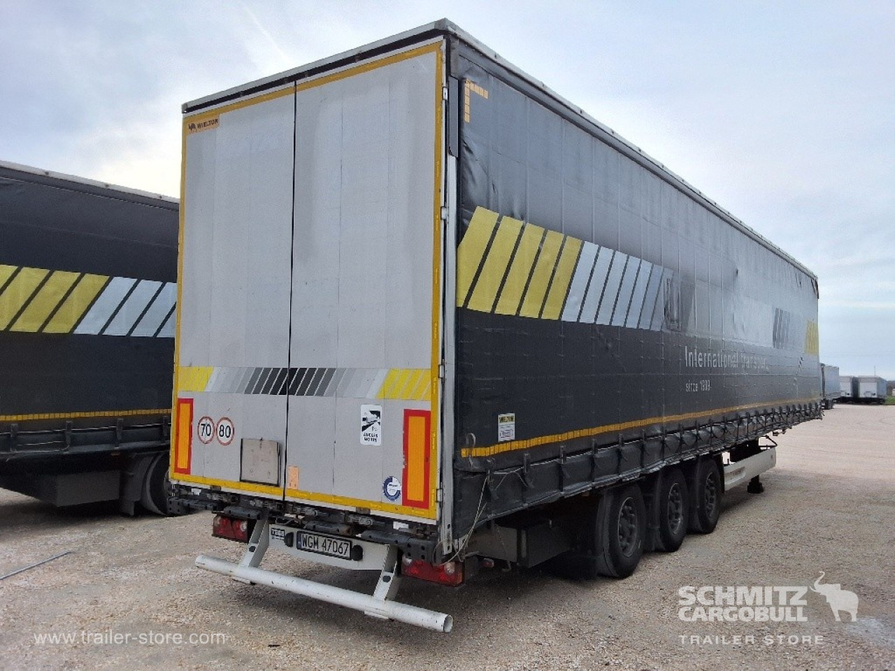 WIELTON Curtainsider Mega 