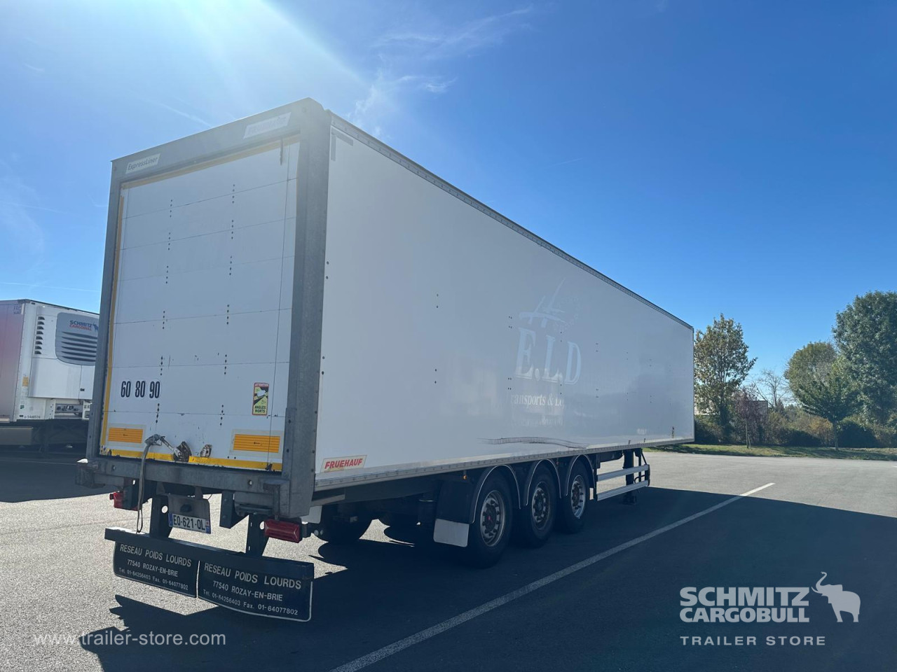 FRUEHAUF Semitrailer Dryfreight Standard Porte relevante 