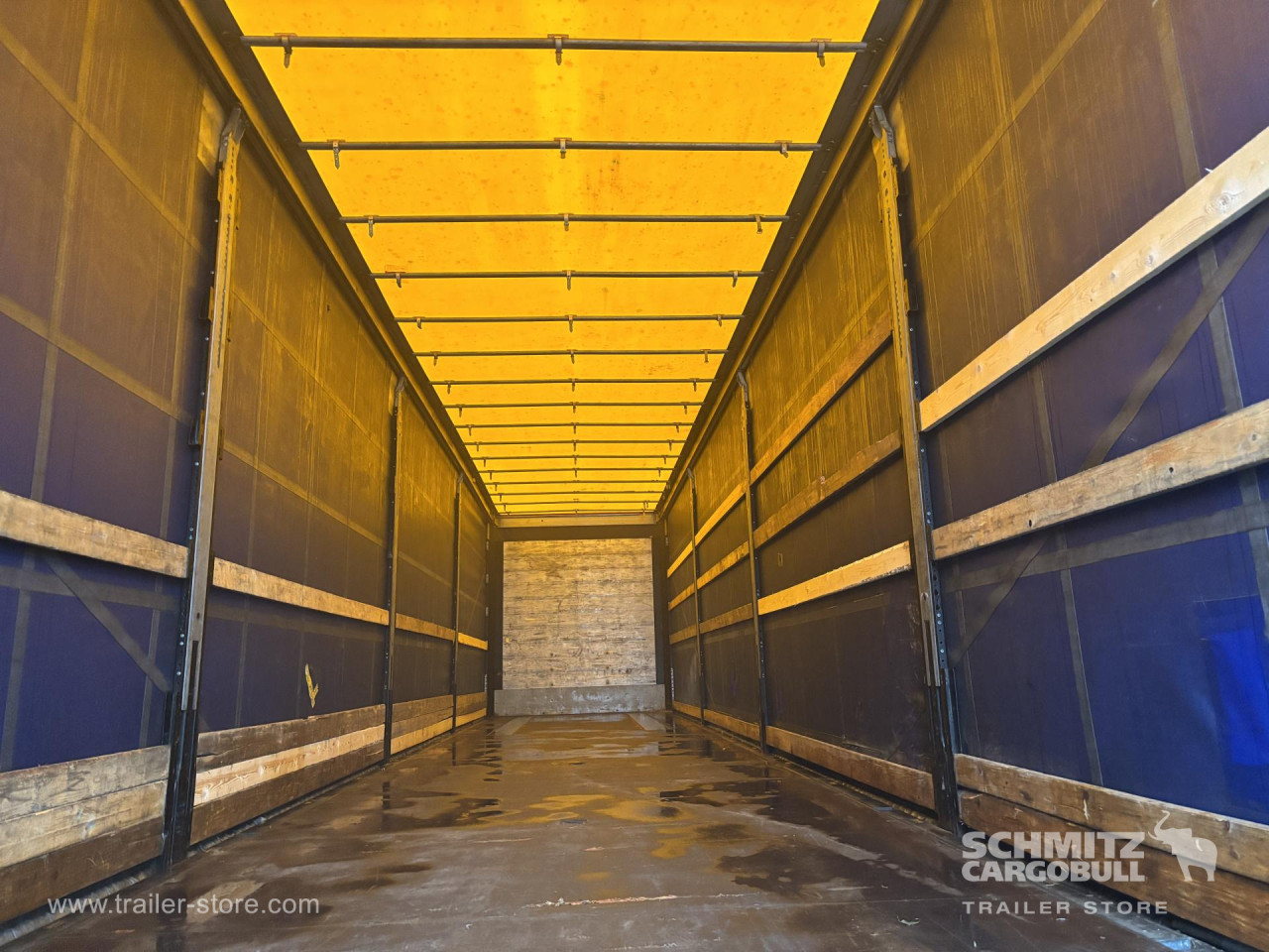 Schmitz Cargobull Curtainsider Standard 