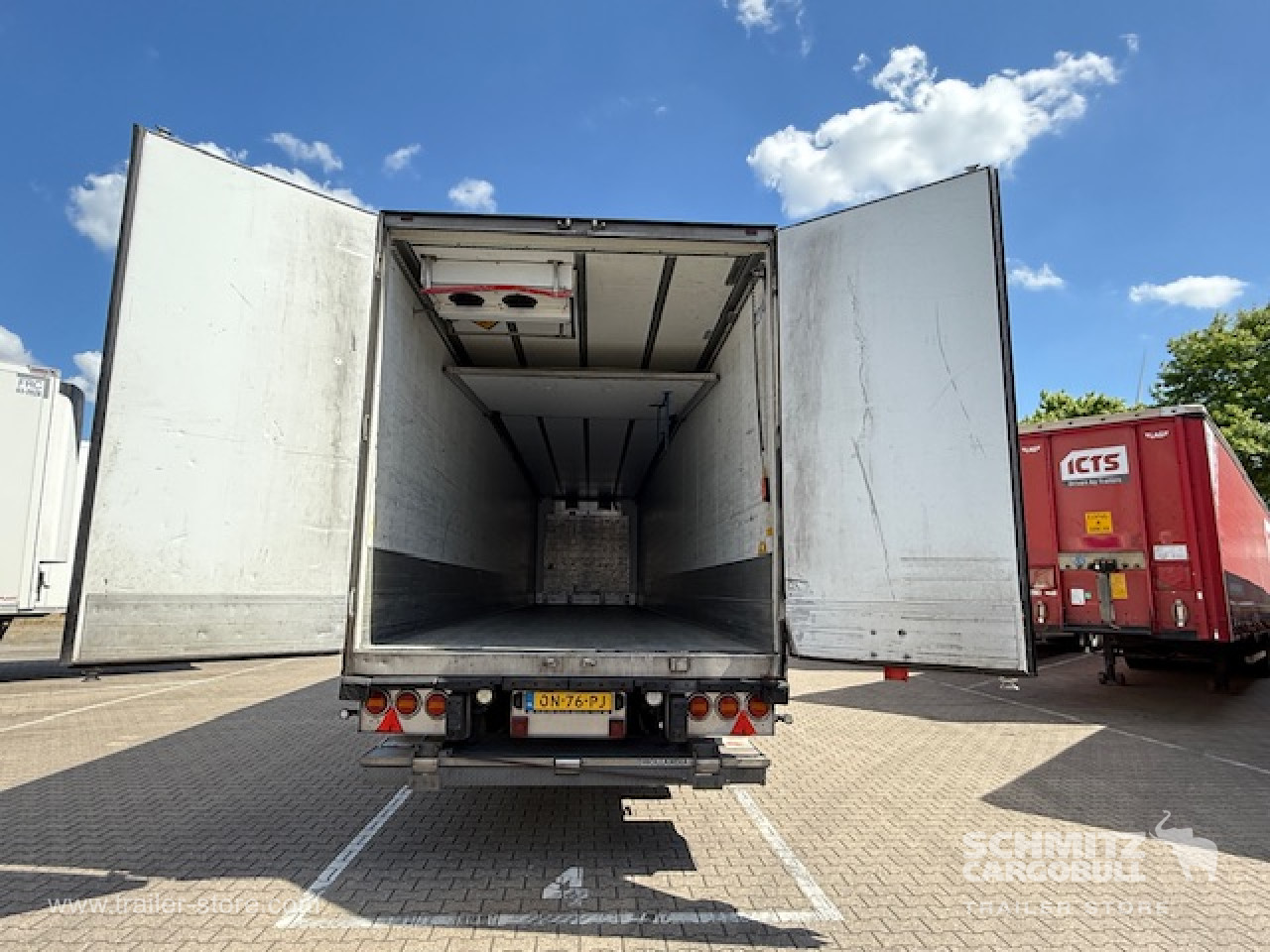 Schmitz Cargobull Oplegger Vries Multitemp Taillift 