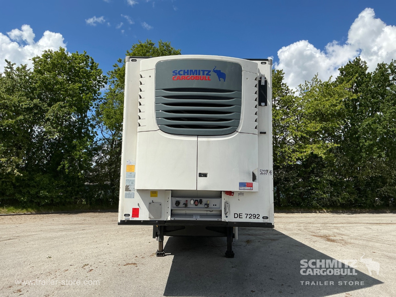 Schmitz Cargobull Reefer Meat hanging system 