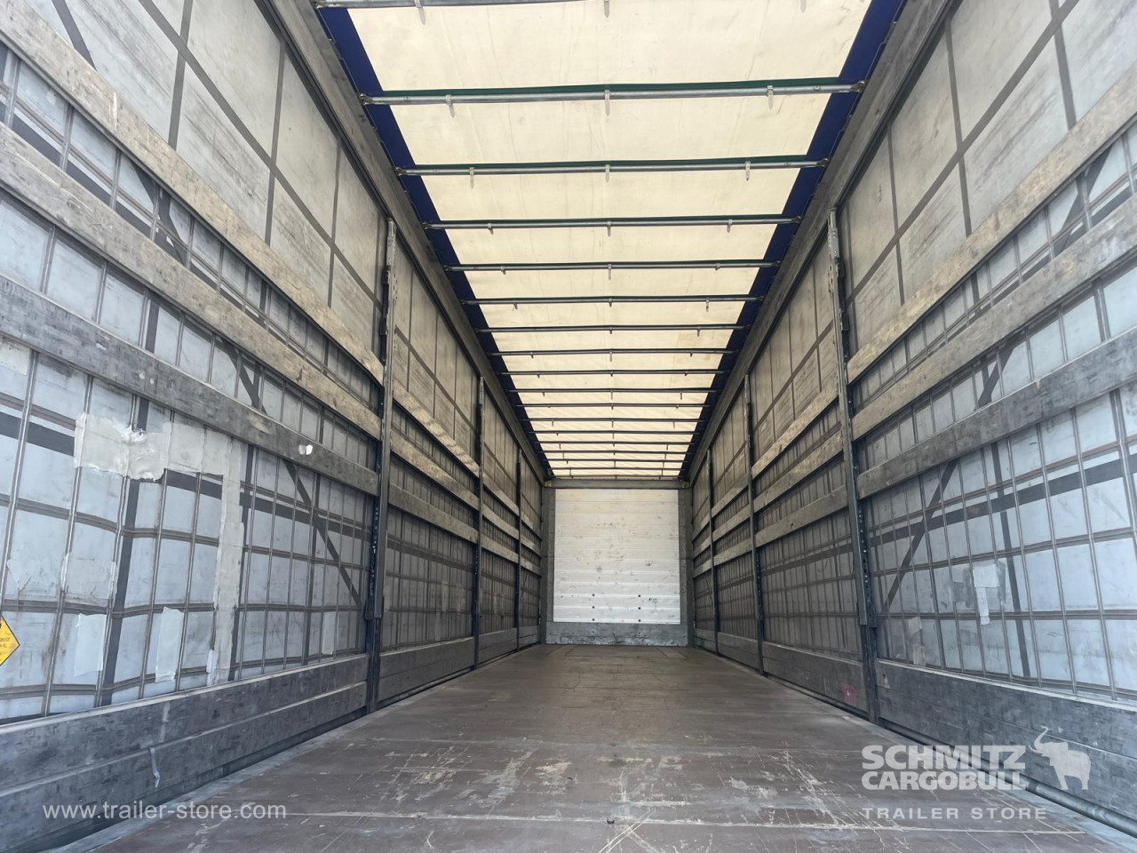 Schmitz Cargobull Curtainsider Standard 