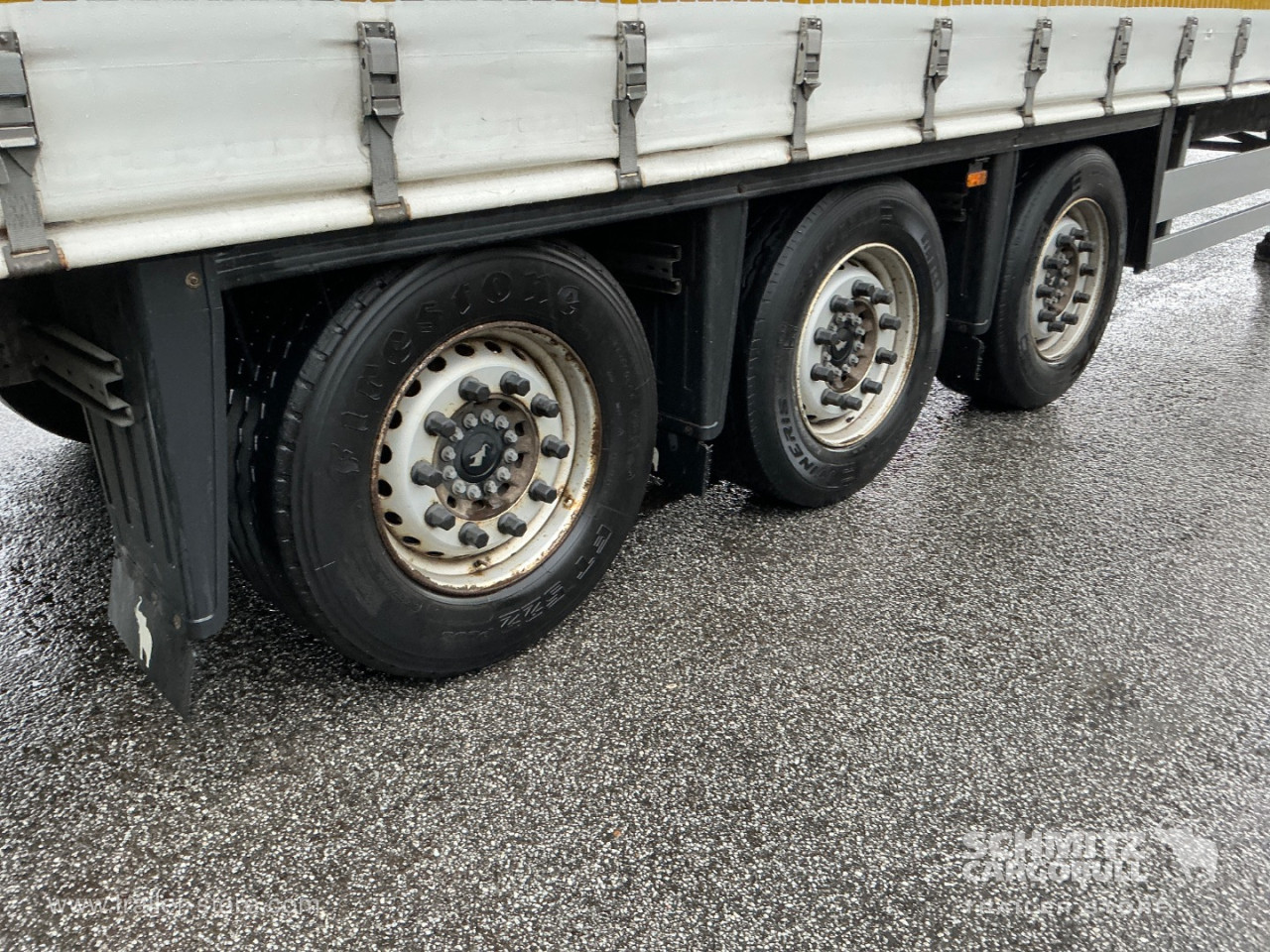 Schmitz Cargobull Curtainsider Standard 