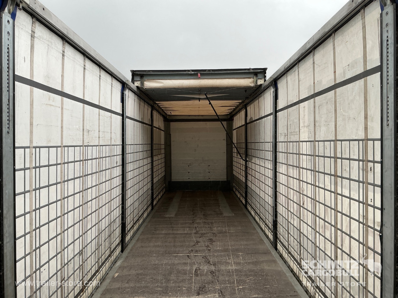 Schmitz Cargobull Curtainsider Standard 