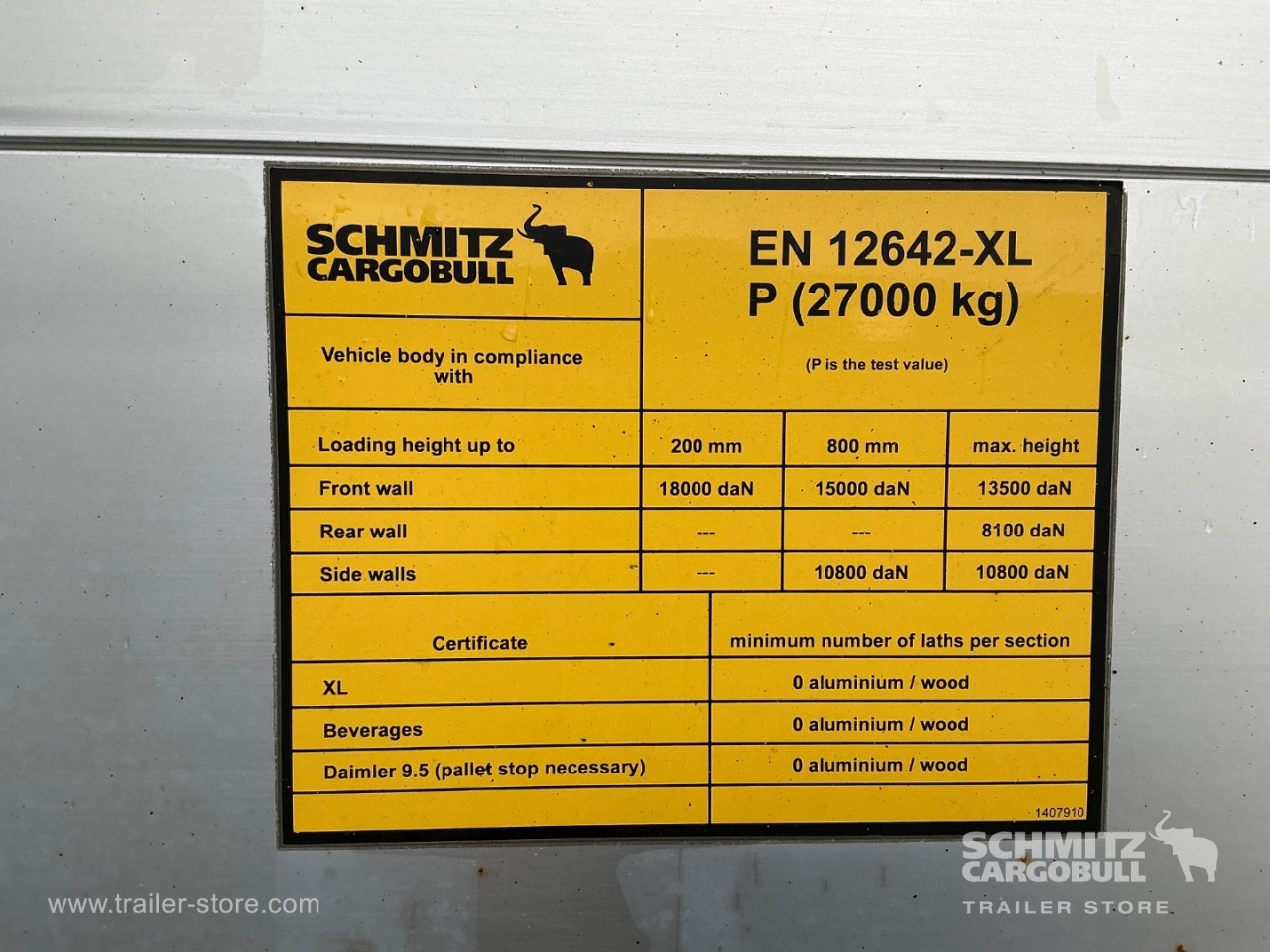 Schmitz Cargobull Curtainsider Standard 