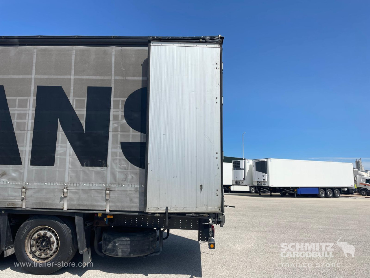 Schmitz Cargobull Curtainsider Standard 