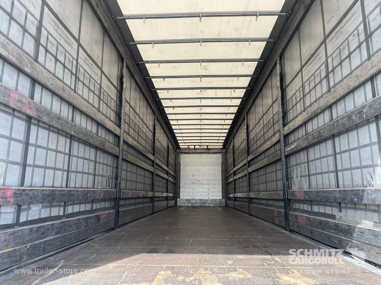 Schmitz Cargobull Curtainsider Standard 