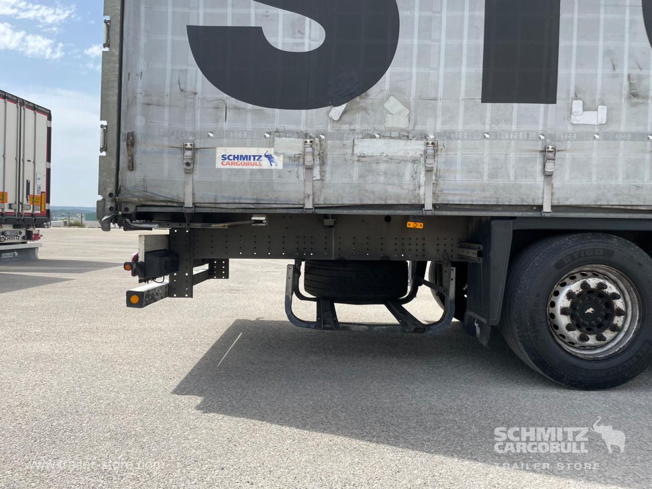 Schmitz Cargobull Curtainsider Standard 