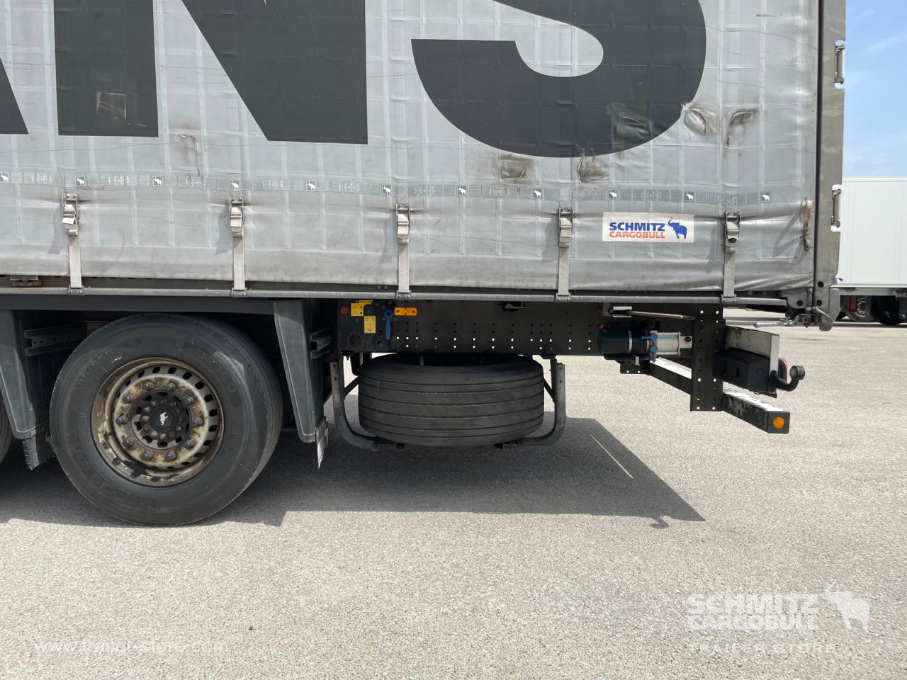 Schmitz Cargobull Curtainsider Standard 