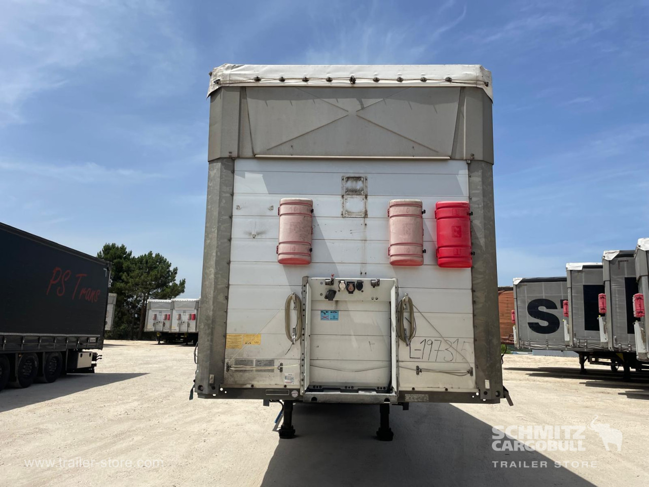 Schmitz Cargobull Curtainsider Standard 
