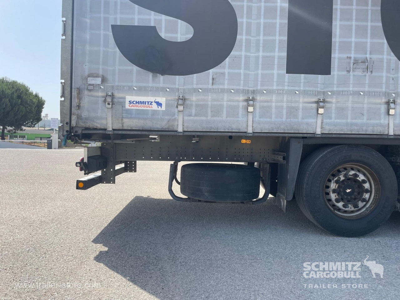 Schmitz Cargobull Curtainsider Standard 