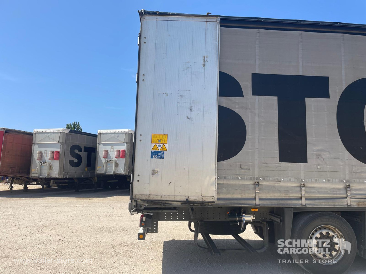Schmitz Cargobull Curtainsider Standard 
