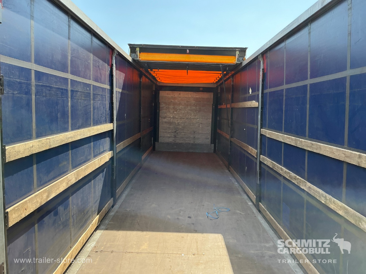 Schmitz Cargobull Curtainsider Standard 