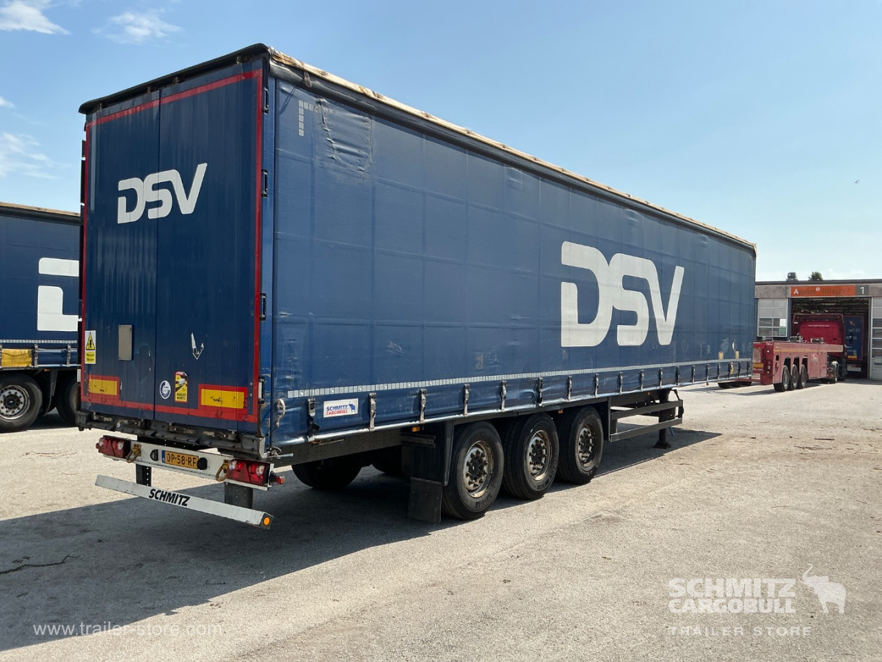 Schmitz Cargobull Curtainsider Standard 