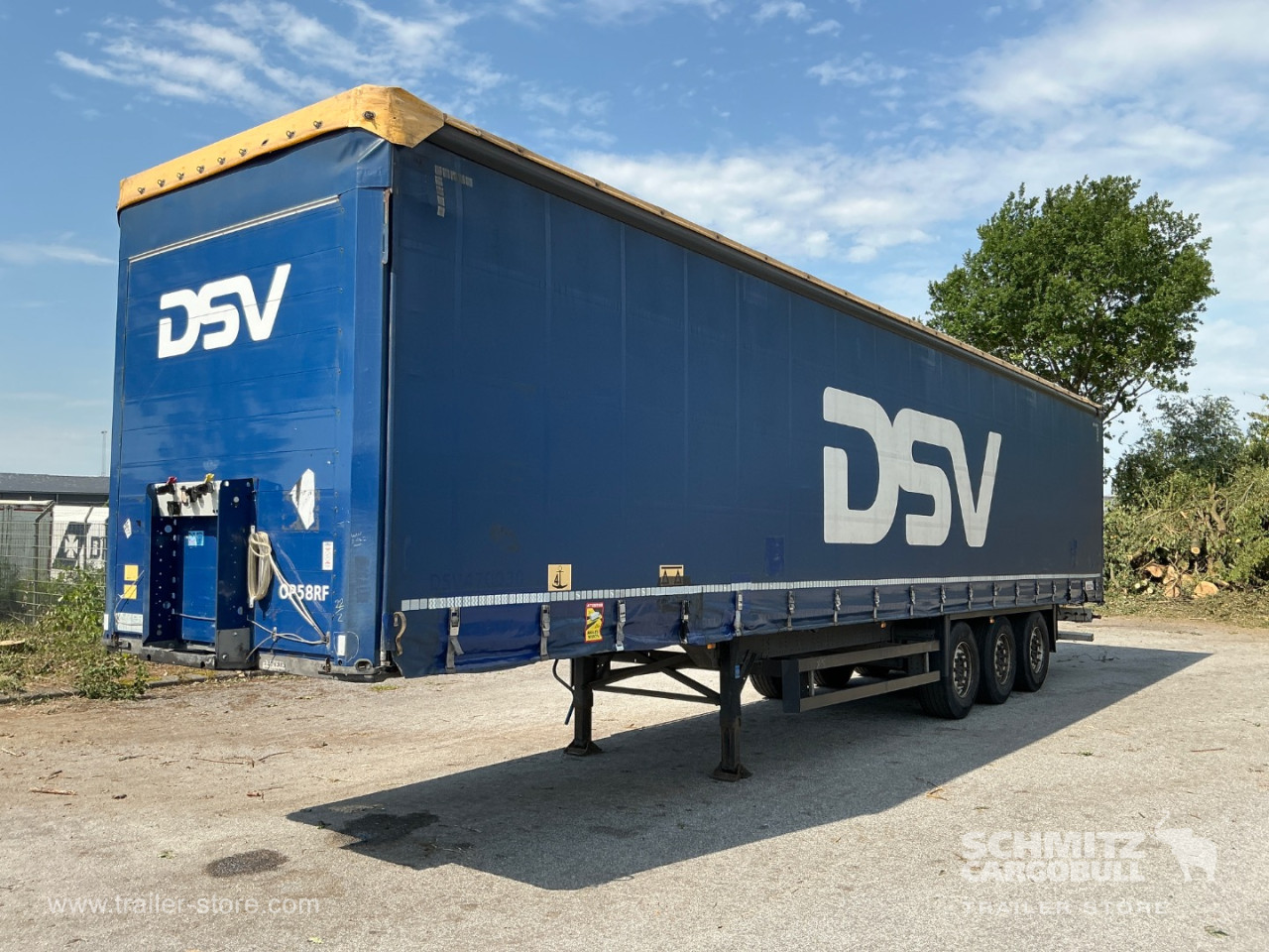 Schmitz Cargobull Curtainsider Standard 