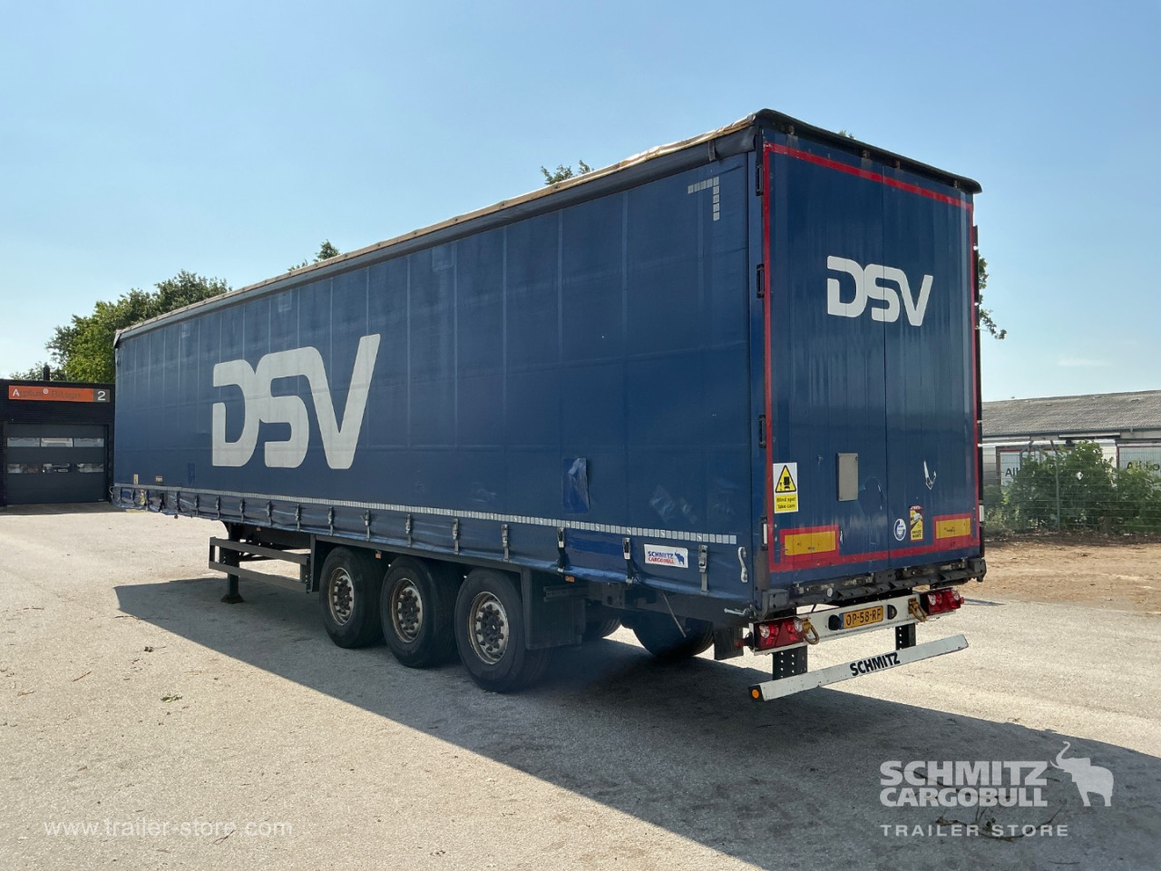 Schmitz Cargobull Curtainsider Standard 