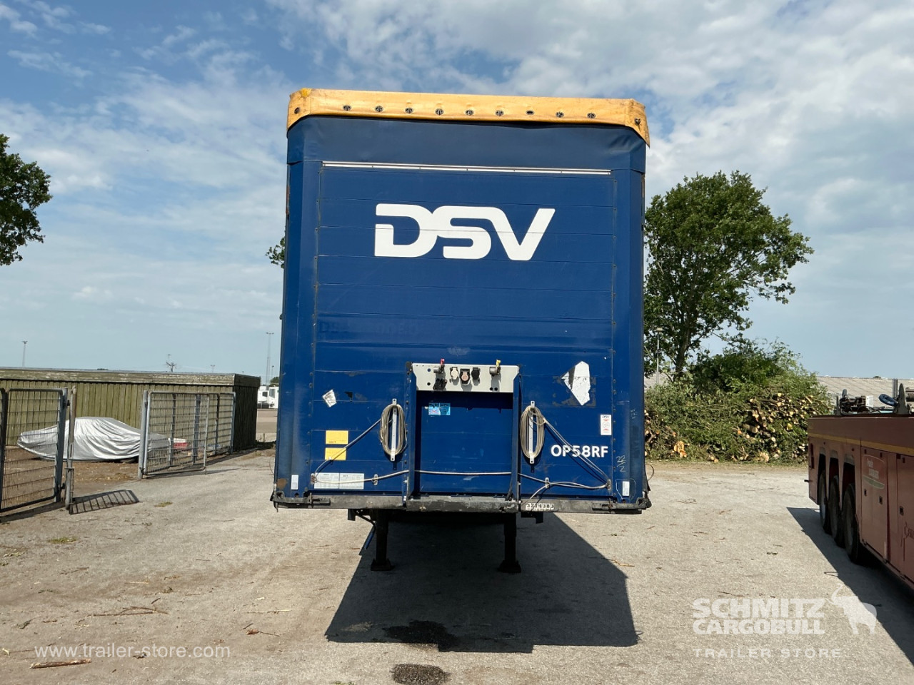 Schmitz Cargobull Curtainsider Standard 
