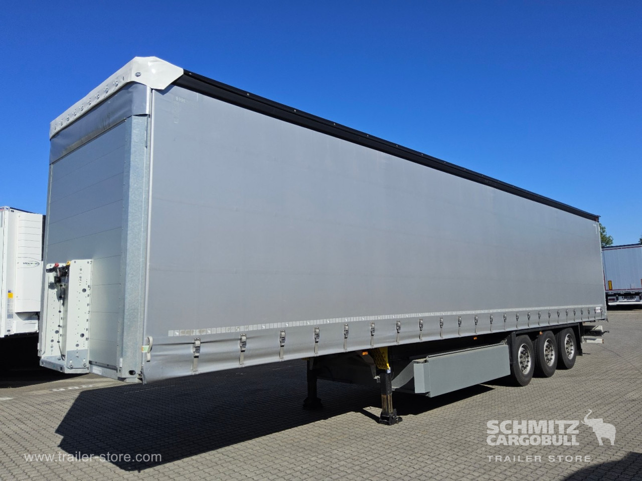 Schmitz Cargobull Curtainsider Standard 