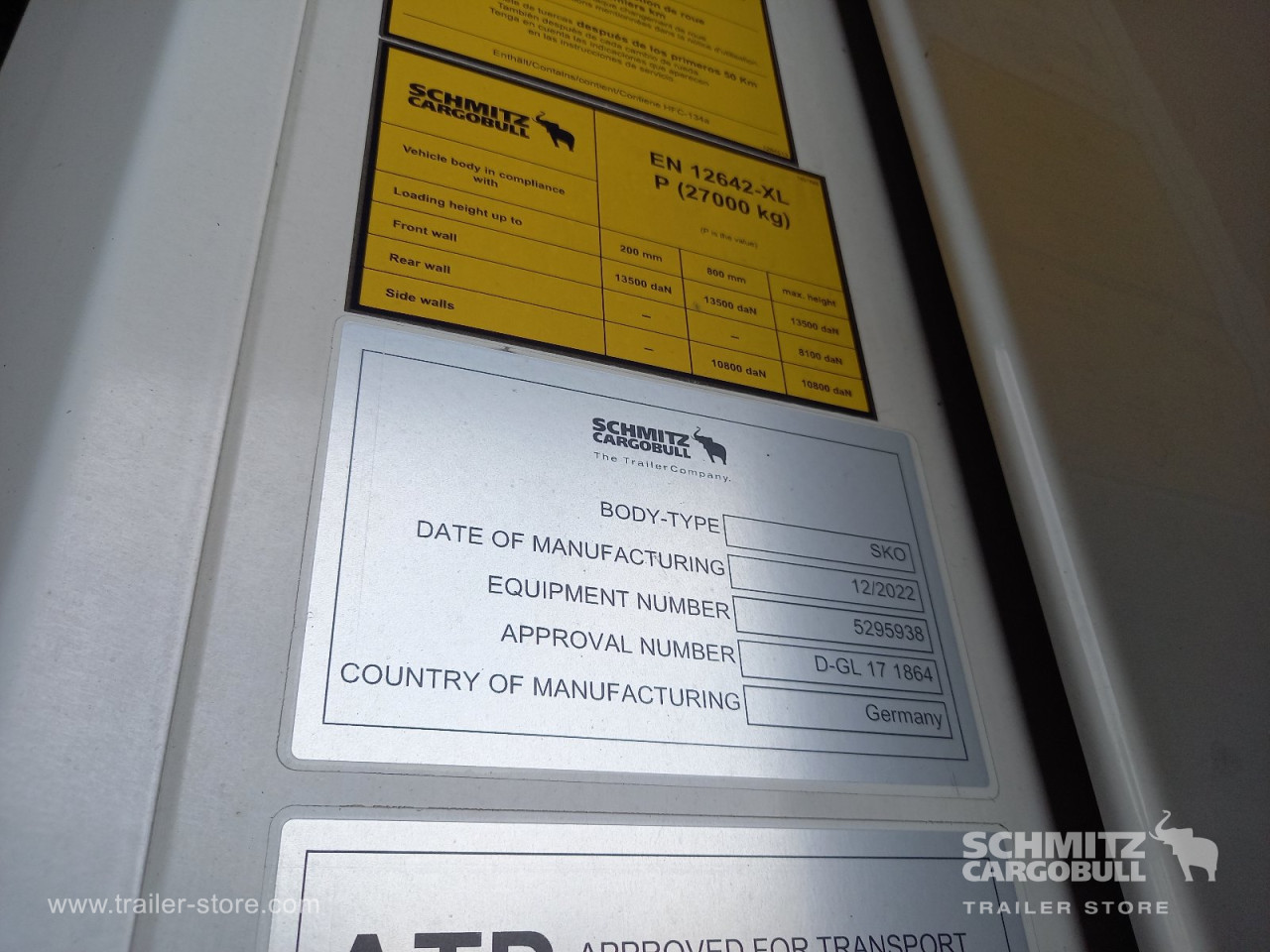 Schmitz Cargobull Tiefkühler Standard Doppelstock 