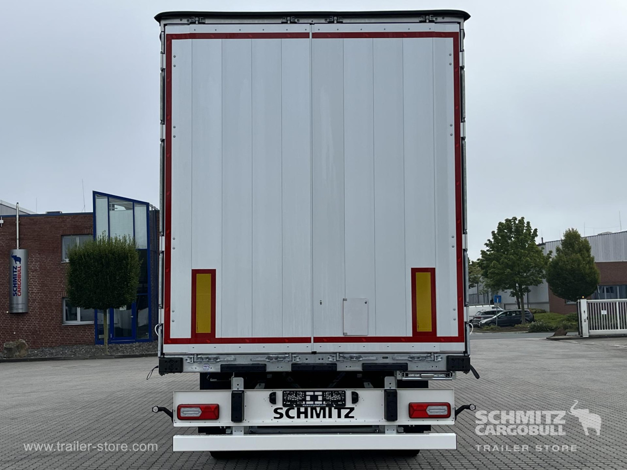 Schmitz Cargobull Curtainsider Standard Getränke 