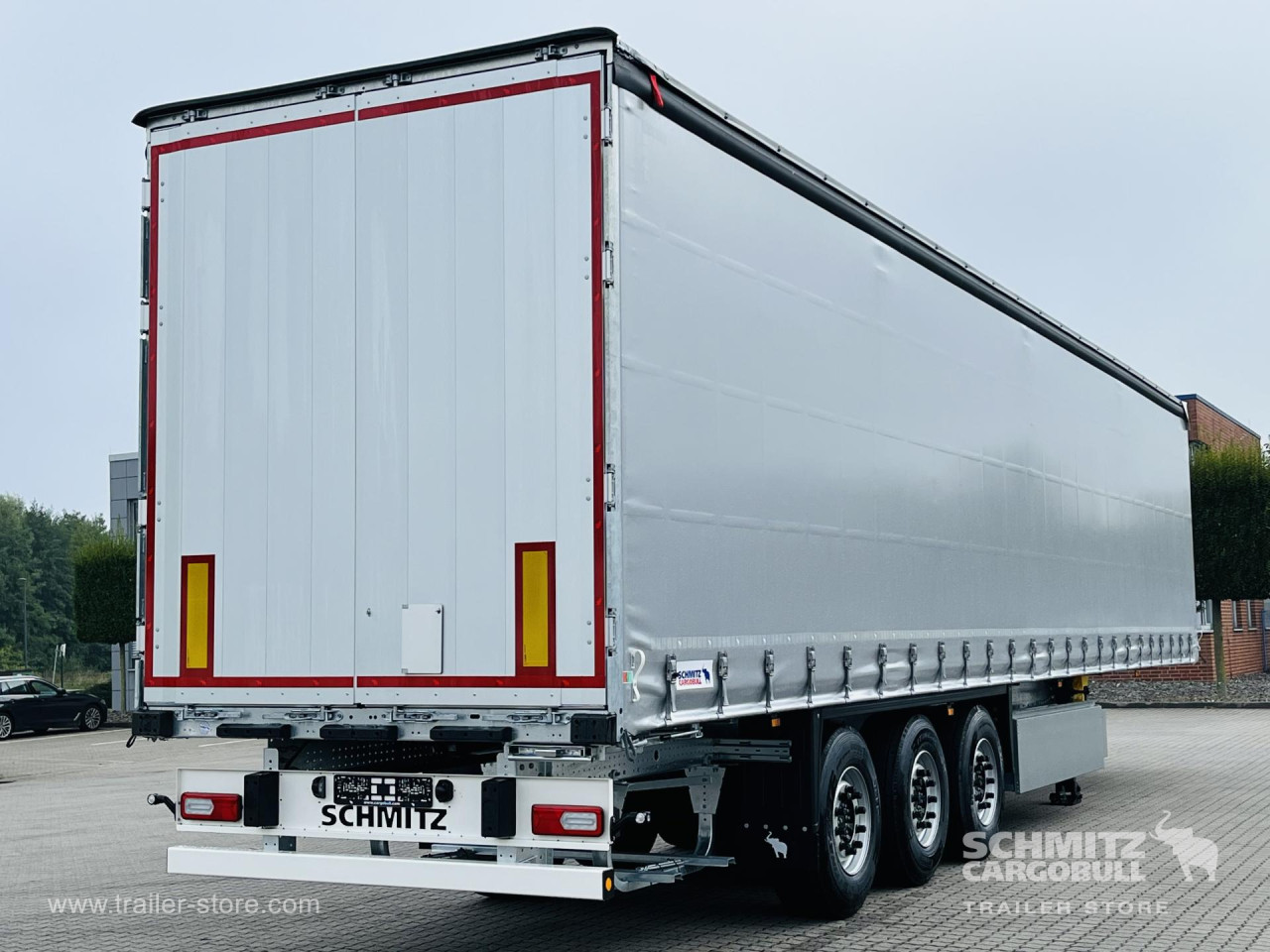 Schmitz Cargobull Curtainsider Standard Getränke 