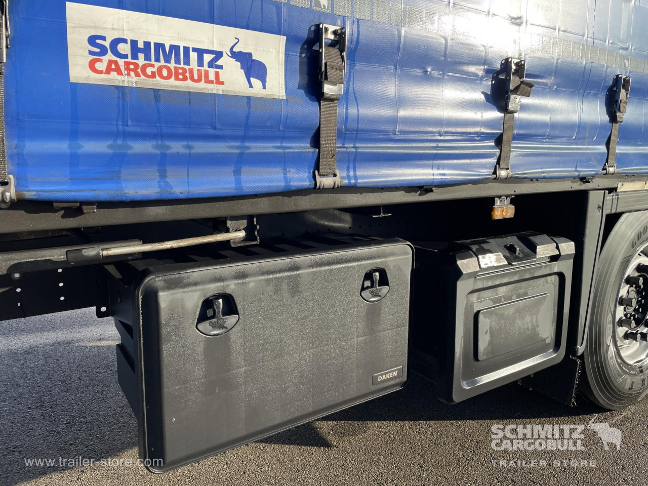 Schmitz Cargobull Curtainsider Standard 