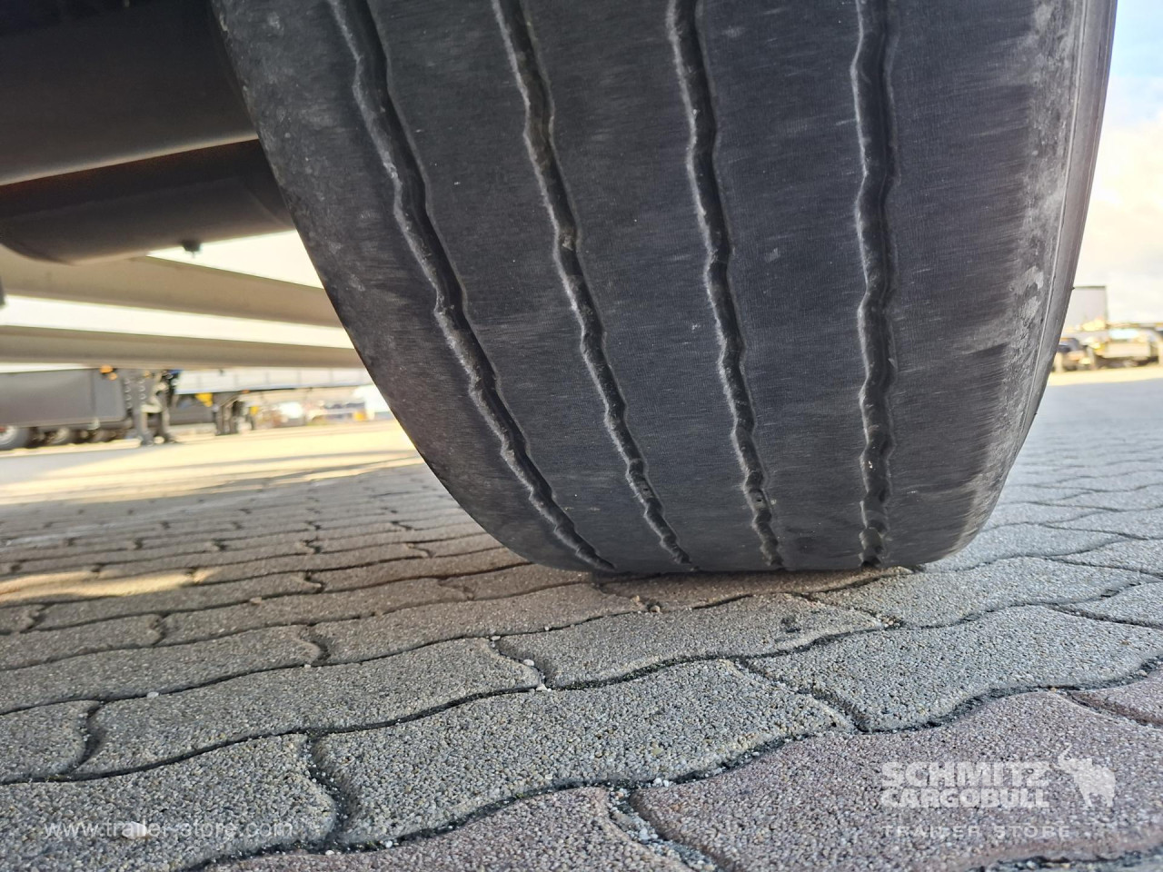 Schmitz Cargobull Mélyh?t? koffer Multitemp 