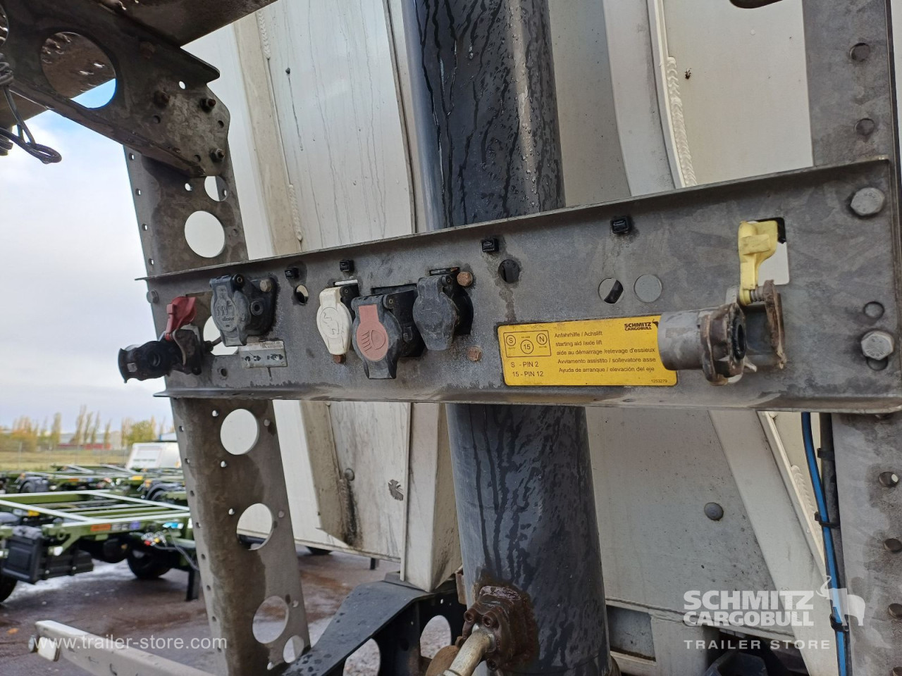 Schmitz Cargobull Kipper Alukastenmulde 44m³ 