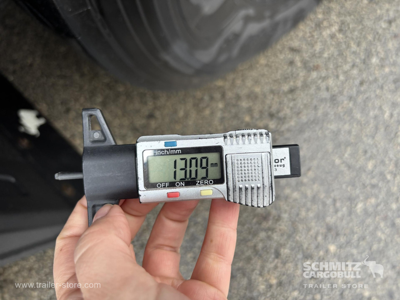 Schmitz Cargobull Curtainsider Mega 