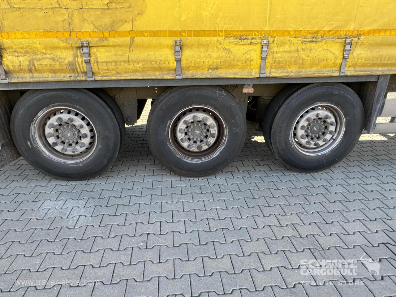 Schmitz Cargobull Curtainsider Standard 