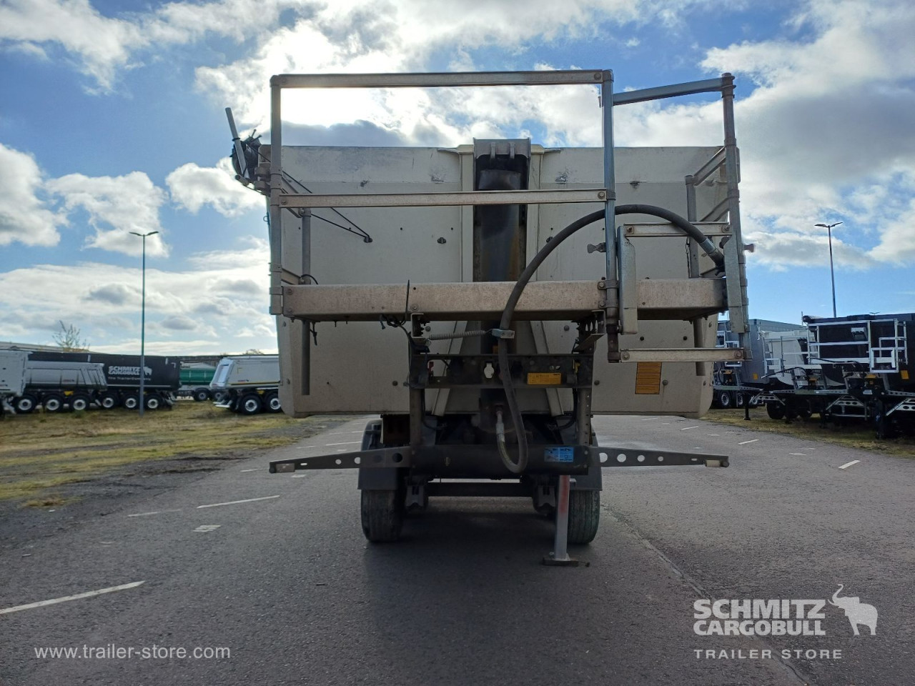 Schmitz Cargobull Kipper Alukastenmulde 24m³ 