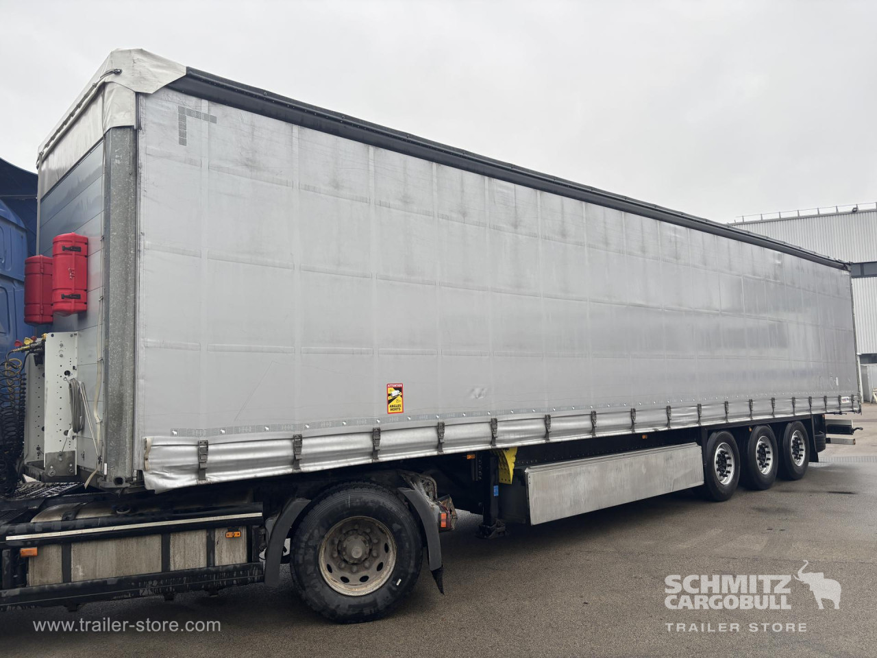 Schmitz Cargobull Curtainsider Standard 