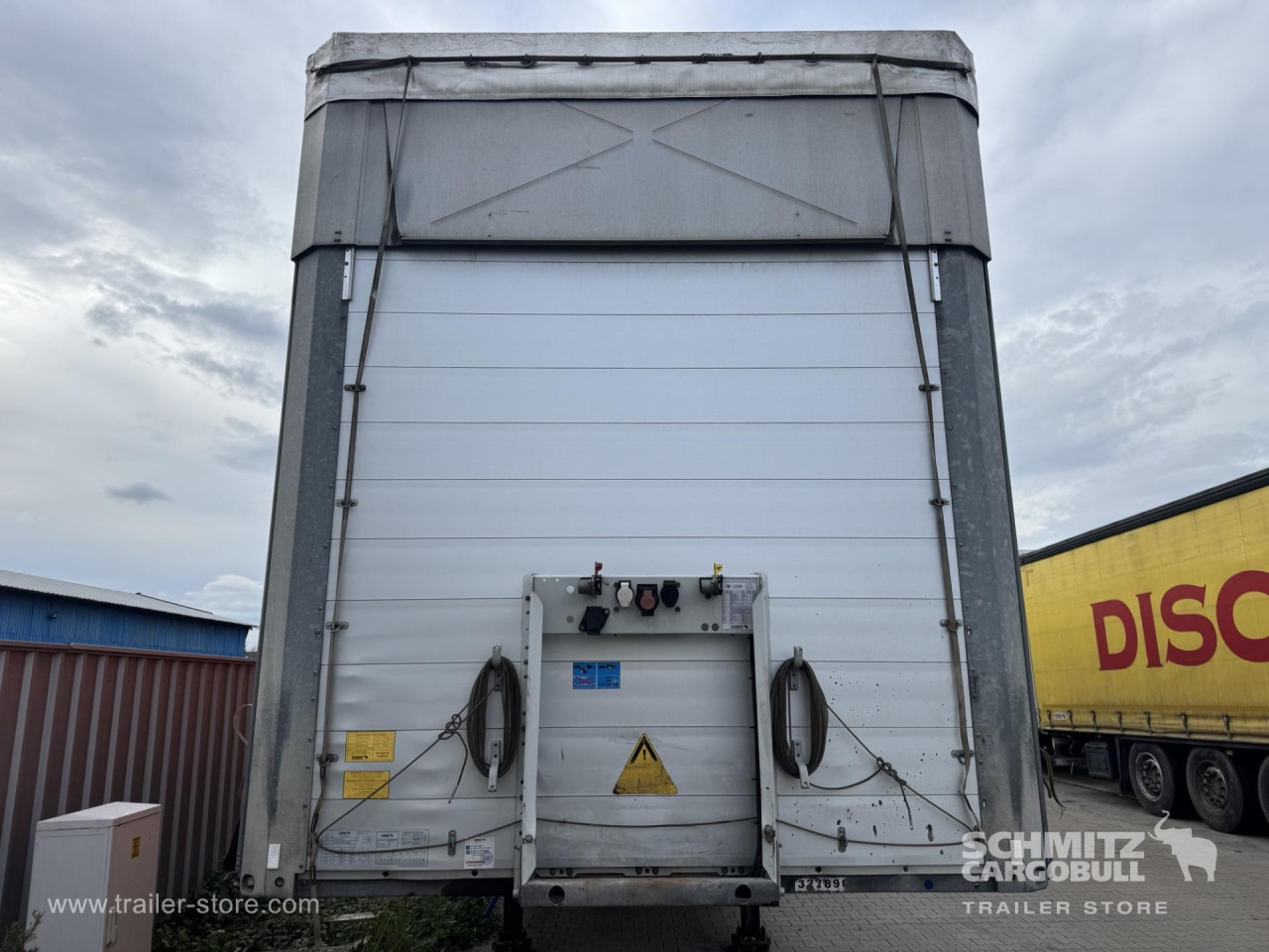 Schmitz Cargobull Curtainsider Mega 