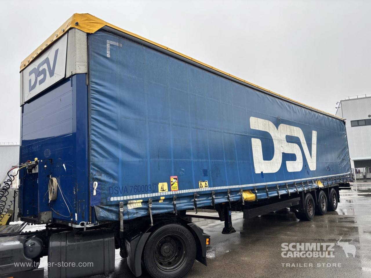 Schmitz Cargobull Curtainsider Mega 