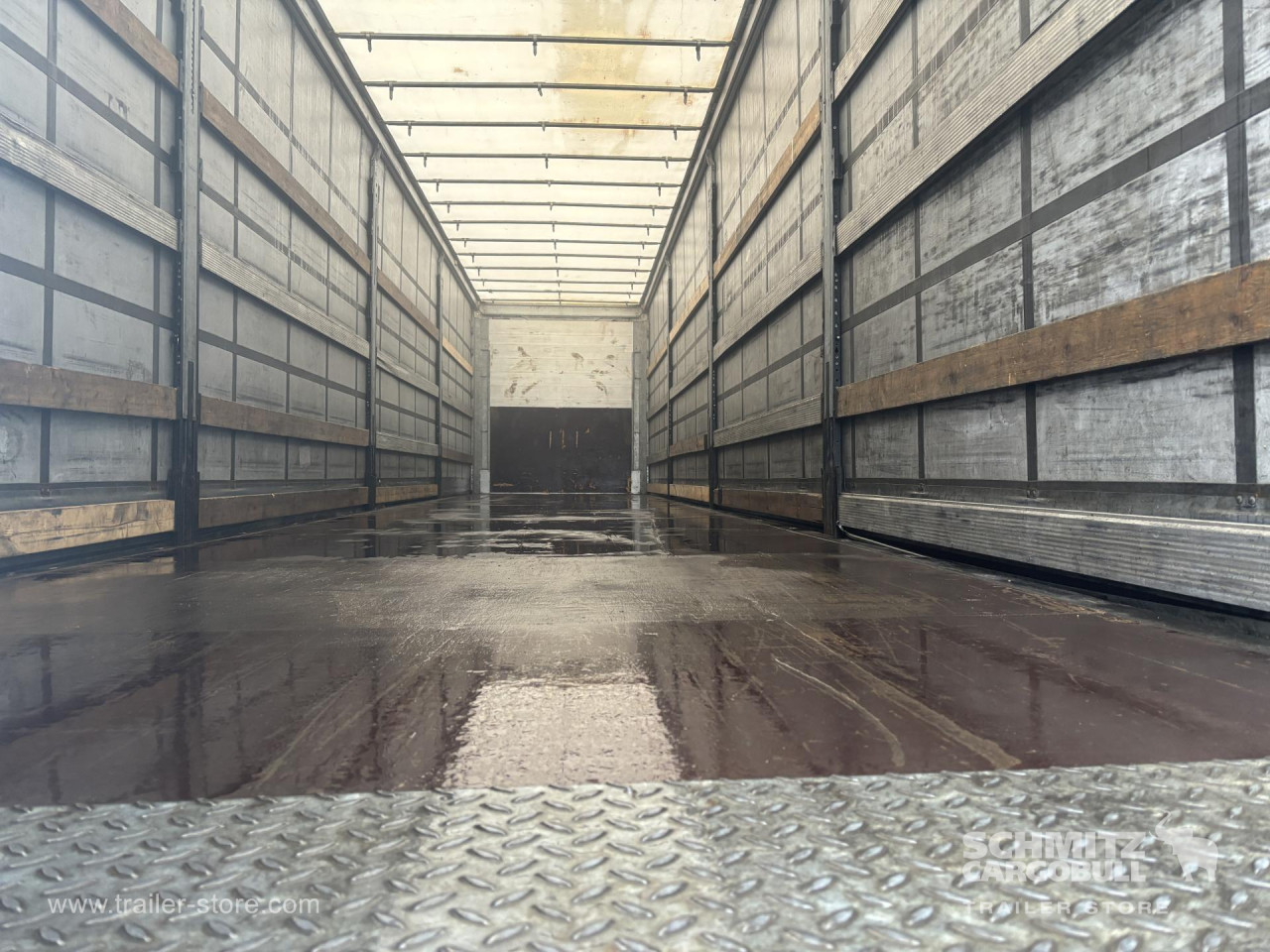 Schmitz Cargobull Curtainsider Standard 