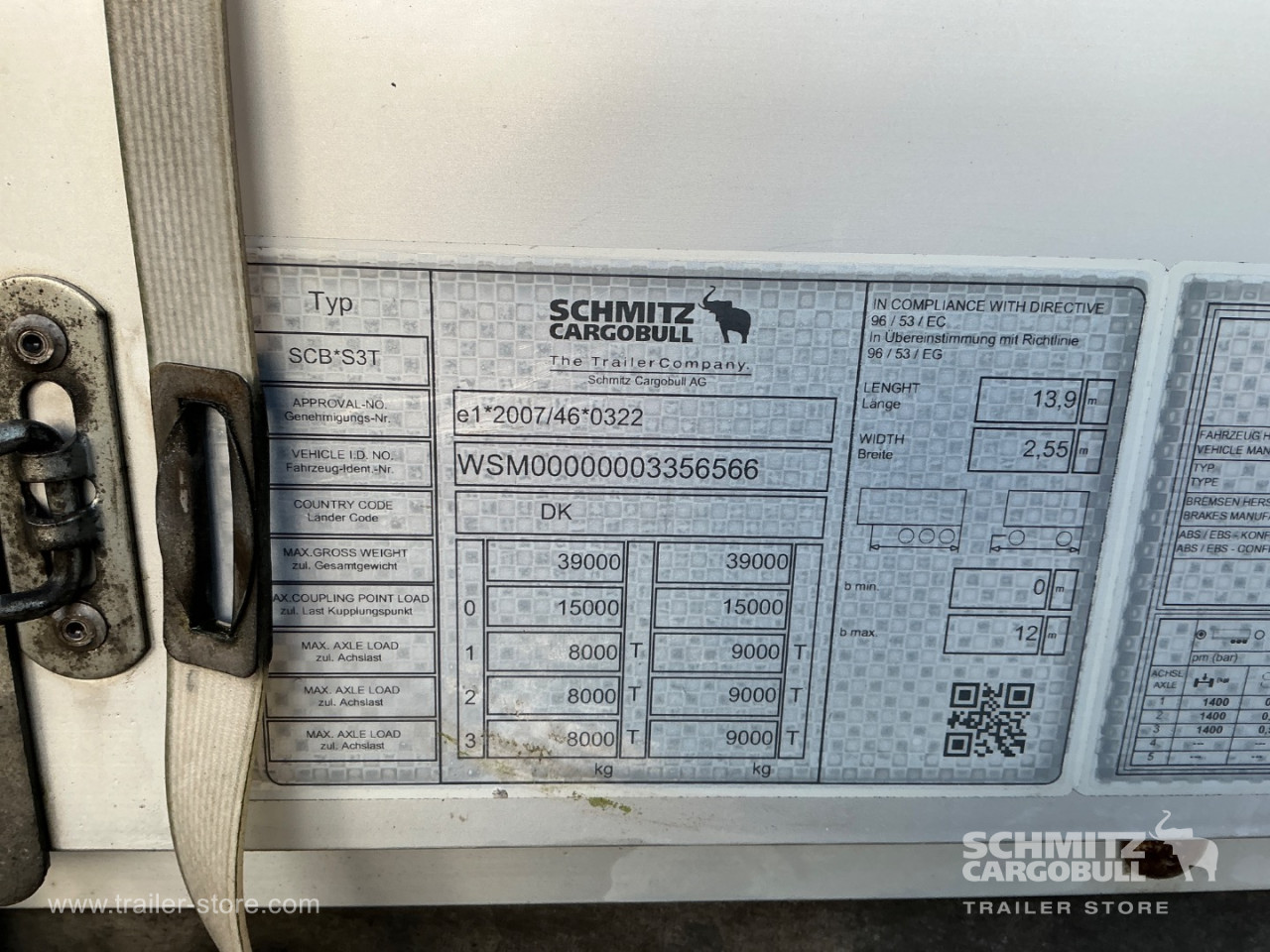 Schmitz Cargobull Curtainsider Standard , Folding wall right 