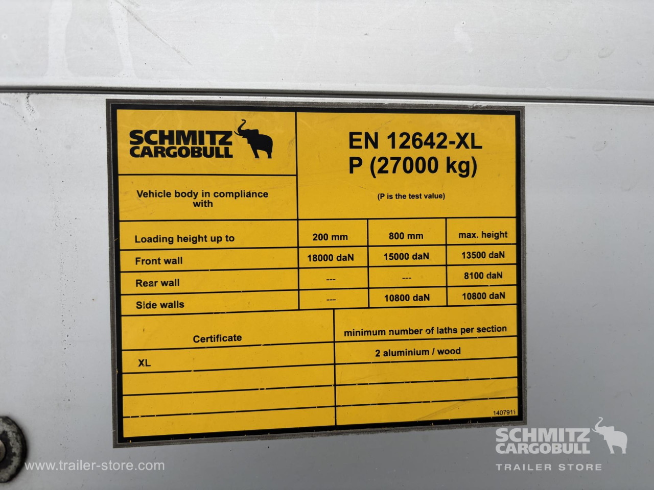 Schmitz Cargobull Curtainsider Standard 