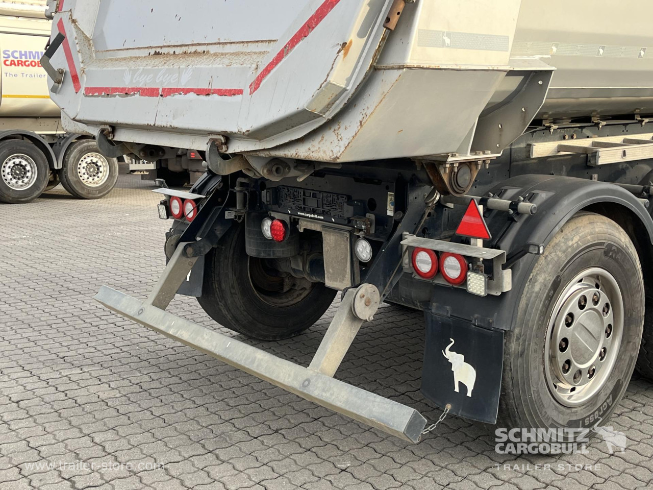 Schmitz Cargobull Kipper Stahlrundmulde 