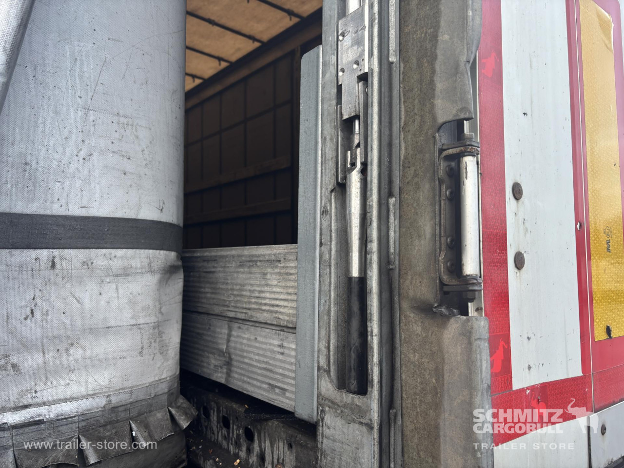 Schmitz Cargobull Curtainsider Standard 