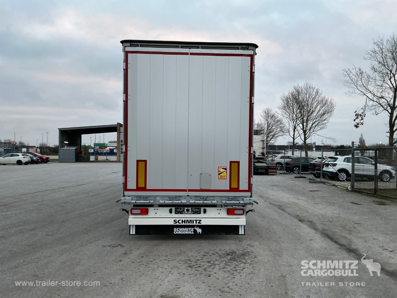 Schmitz Cargobull Curtainsider Mega 