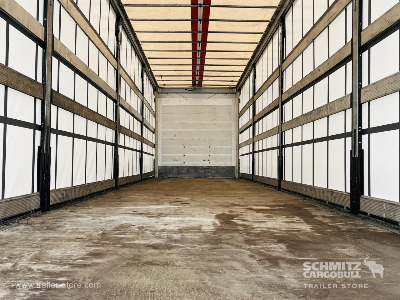 Schmitz Cargobull Curtainsider Standard Getränke 
